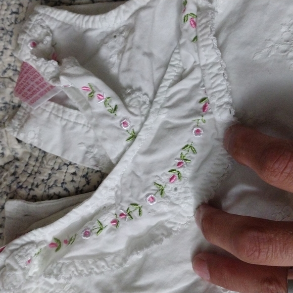 Little Lindsey top - Picture 2 of 5